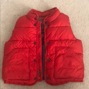 Baby Gap red puffer vest. Size 2T.